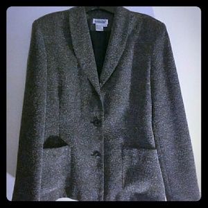 Black and White Blazer (Size 4)